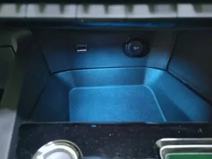 Photo 61 Peugeot 3008  Hybrid 225 e-EAT8