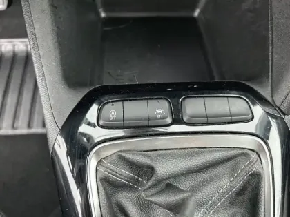 Photo 24 Opel Corsa  1.2 75 ch BVM5