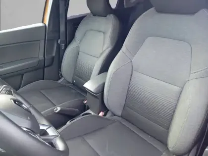 Photo 52 Renault Captur  TCe 90