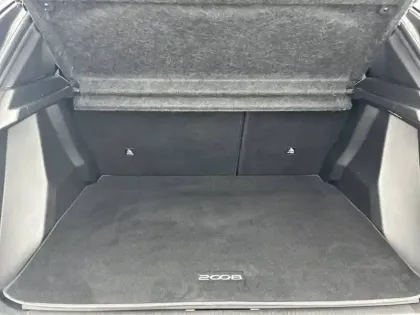 Photo 25 Peugeot 2008  PureTech 130 S&S EAT8