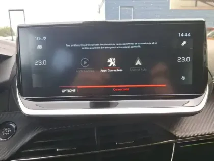 Photo 18 Peugeot 2008  PureTech 130 S&S EAT8