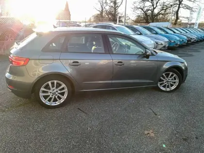 Photo 38 Audi A3  Sportback 1.6 TDI 116