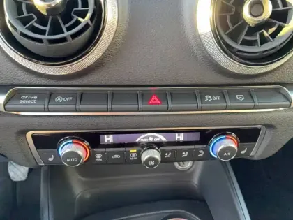 Photo 30 Audi A3  Sportback 1.6 TDI 116