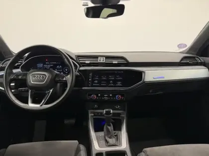 Photo 25 Audi Q3  35 TFSI 150 ch S tronic 7