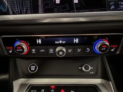 Photo 16 Audi Q3  35 TFSI 150 ch S tronic 7