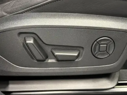 Photo 31 Audi Q3  35 TFSI 150 ch S tronic 7