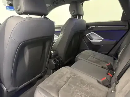 Photo 18 Audi Q3  35 TFSI 150 ch S tronic 7