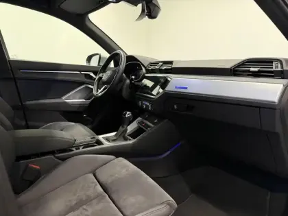 Photo 23 Audi Q3  35 TFSI 150 ch S tronic 7