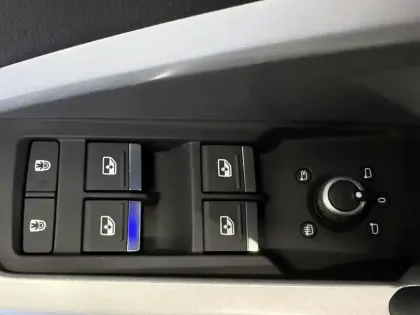 Photo 6 Audi Q3  35 TFSI 150 ch S tronic 7