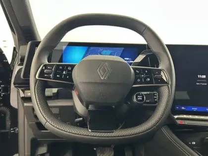 Photo 13 Renault Austral  E-Tech full hybrid 200 GSR2