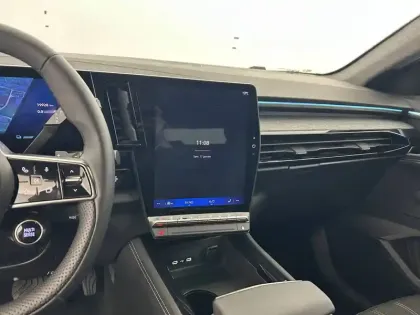 Photo 36 Renault Austral  E-Tech full hybrid 200 GSR2