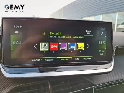 Photo 13 Peugeot 2008  PureTech 130 S&S EAT8