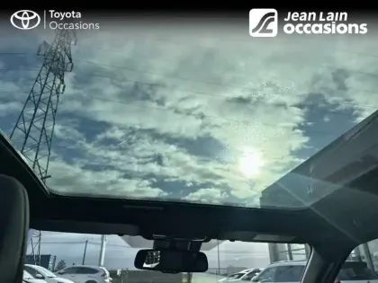 Photo 15 Toyota Yaris  Cross Hybride 116h 2WD