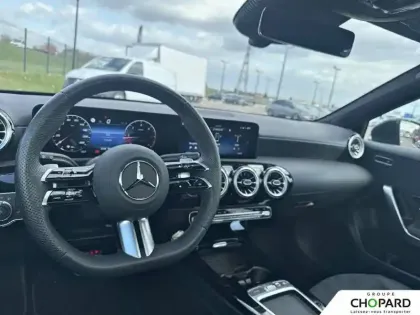 Photo 35 Mercedes Classe A  200 d 8G-DCT