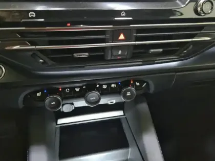 Photo 25 Citroën C5 Gén. I Ph1 Shine 5