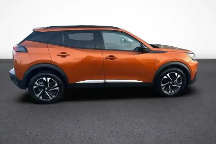 Photo 6 Peugeot 2008  PureTech 130 S&S BVM6