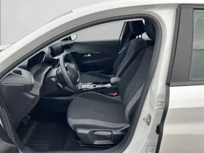 Photo 10 Peugeot 208  Electrique 50 kWh 136ch