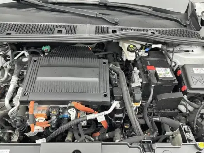 Photo 28 Peugeot 208  Electrique 50 kWh 136ch