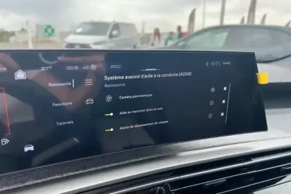 Photo 16 Peugeot 3008  Plug-in Hybrid 195 e-DCS7