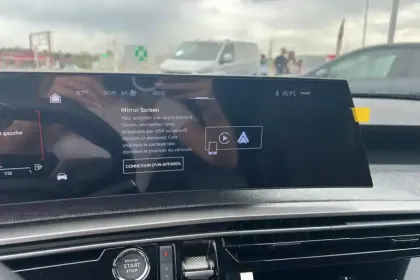 Photo 15 Peugeot 3008  Plug-in Hybrid 195 e-DCS7