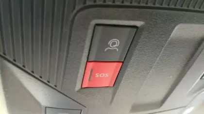 Photo 20 Peugeot 308  Plug-in Hybrid 195 ch e-DCS7