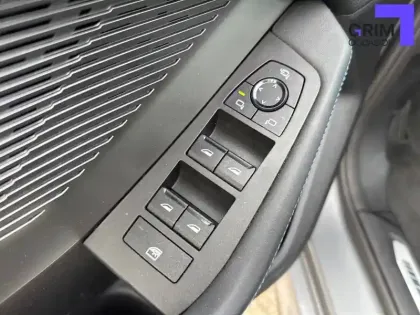 Photo 21 BMW Serie 1 120 170 ch DKG7