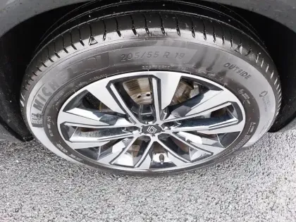 Photo 13 Renault Espace  E-Tech full hybrid 200 GSR2