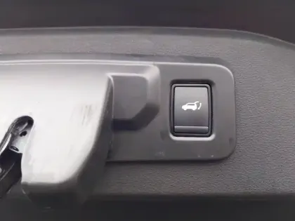 Photo 23 Renault Espace  E-Tech full hybrid 200 GSR2