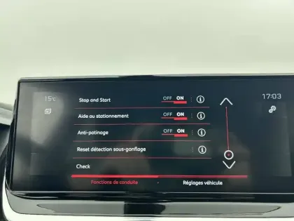 Photo 25 Peugeot 2008  PureTech 100 S&S BVM6