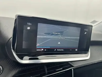 Photo 23 Peugeot 2008  PureTech 100 S&S BVM6