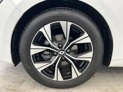 Photo 18 Renault Clio  TCe 90