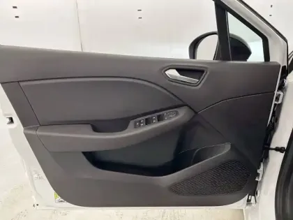 Photo 10 Renault Clio  TCe 90