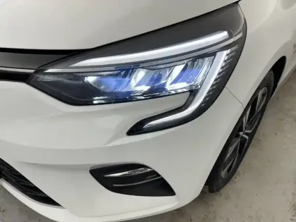 Photo 20 Renault Clio  TCe 90