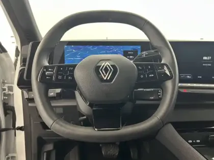 Photo 14 Renault Austral  E-Tech hybrid 200