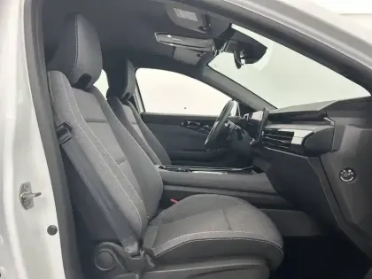 Photo 13 Renault Austral  E-Tech hybrid 200