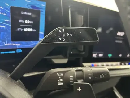 Photo 12 Renault Austral  E-Tech hybrid 200