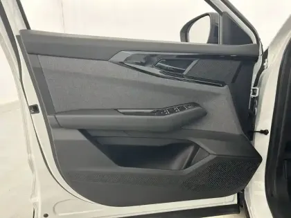 Photo 10 Renault Austral  E-Tech hybrid 200