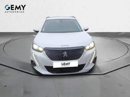 Photo 43 Peugeot 2008  PureTech 130 S&S BVM6