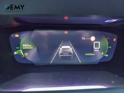 Photo 40 Peugeot 2008  PureTech 130 S&S BVM6