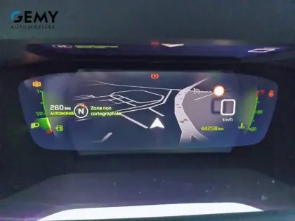 Photo 39 Peugeot 2008  PureTech 130 S&S BVM6