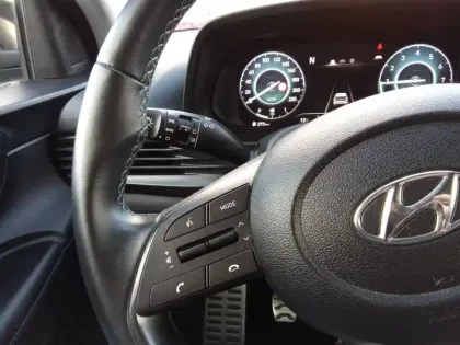 Photo 27 Hyundai Bayon  1.0 T-GDi 100 Hybrid 48V