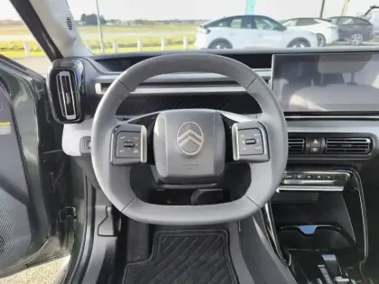 Photo 8 Citroën C3 Aircross  Hybride 145 e-DCS6