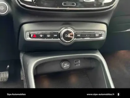 Photo 15 Volvo Xc40  T3 163 ch Geartronic 8