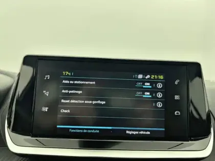 Photo 24 Peugeot 208  Electrique 50 kWh 136ch