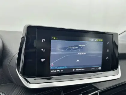 Photo 22 Peugeot 208  Electrique 50 kWh 136ch