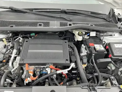 Photo 29 Peugeot 208  Electrique 50 kWh 136ch