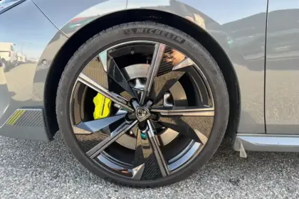 Photo 14 Peugeot 508  SW Hybrid4 360 e-EAT8 Peugeot Sport Engineered