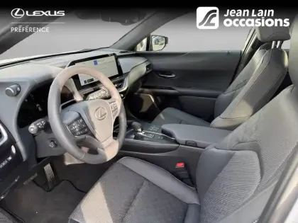 Photo 10 Lexus UX  300h 2WD