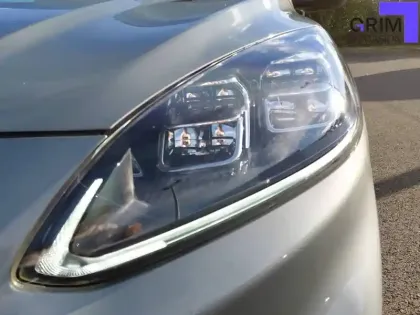 Photo 16 Ford Kuga  2.5 Duratec 190 ch FlexiFuel FHEV E85 Powershift