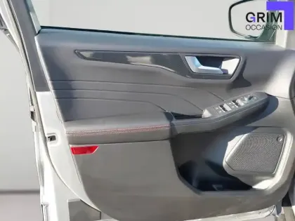 Photo 21 Ford Kuga  2.5 Duratec 190 ch FlexiFuel FHEV E85 Powershift